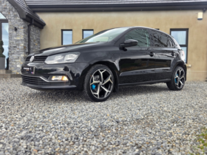 2015 Volkswagen Polo 1.4 Tdi Bluemotion Tech Se Hatchback 5dr Diesel Manual Euro 6 (s/s) (75 Ps) in Black — image 4