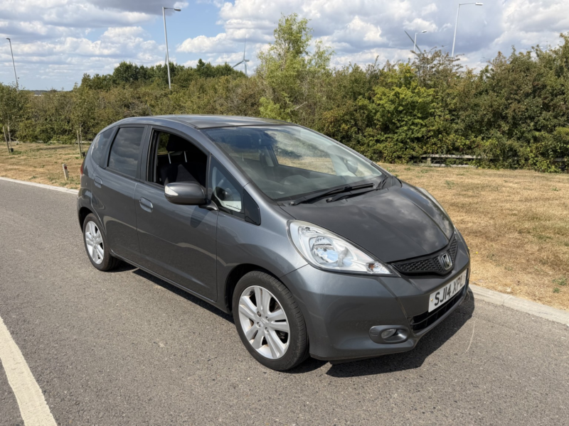 2014 Honda Jazz 1.4 I-Vtec Ex in Grey — image 1
