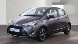 2018 Toyota Yaris 1.5 Vvt-I Icon Tech Hatchback 5dr Petrol Manual Euro 6 (111 Ps) in Grey — image 3