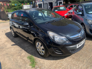 2015 Vauxhall Corsa 1.2 16v Design Euro 5 5dr (a/c) in Black — image 3