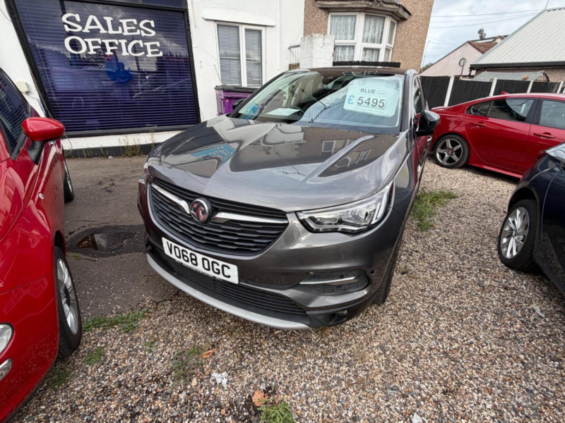 2018 Vauxhall Grandland X 1.2 Turbo Sport Nav Euro 6 (s/s) 5dr in Grey — image 1