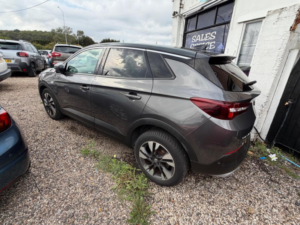 2018 Vauxhall Grandland X 1.2 Turbo Sport Nav Euro 6 (s/s) 5dr in Grey — image 6