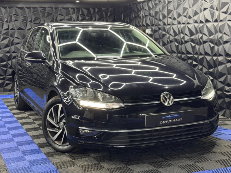 2019 Volkswagen Golf 1.6 Tdi Match Euro 6 (s/s) 5dr in Black — image 1