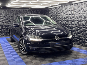 2019 Volkswagen Golf 1.6 Tdi Match Euro 6 (s/s) 5dr in Black — image 5
