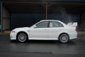 1999 Mitsubishi Lancer 2.0 Evolution Vi in White — image 4