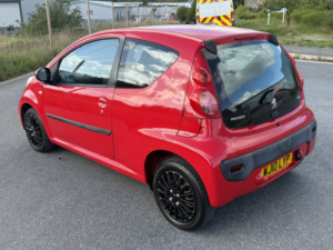 2010 Peugeot 107 1.0 12v Urban in Red — image 6