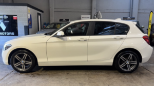 2014 BMW 1 Series 2.0 118d Sport Diesel White 5dr Low Tax+satnav+6 Stamps in White — image 2