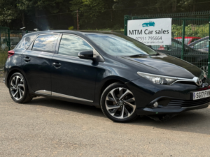 2017 Toyota Auris