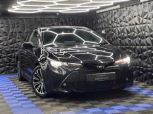 2019 Toyota Corolla 1.2 Vvt-I Design Euro 6 (s/s) 5dr in Black — image 6
