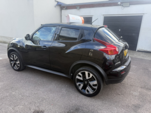 2014 Nissan Juke 1.6 N-Tec in Black — image 3