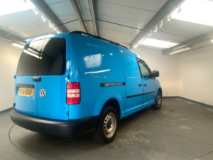 2015 Volkswagen Caddy 1.6 Tdi C20 Startline Panel Van 4dr Diesel Manual L1 H1 (149 G/km, 101 Bhp) in Blue — image 6