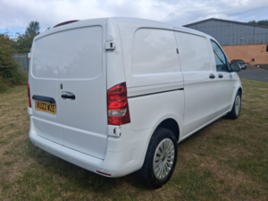 2022 Mercedes-Benz Vito 2.0 116 Cdi Progressive Panel Van 5dr Diesel G-Tronic Rwd L1 Euro 6 (s/s) (163 Ps) in White — image 5