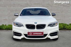 2015 BMW 2 Series 3.0 M235i Auto Euro 6 (s/s) 2dr in White — image 2