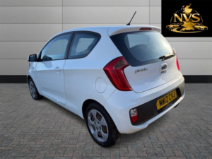 2012 Kia Picanto 1.0 1 in White — image 5