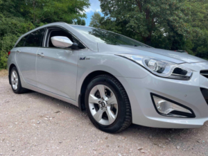 2013 Hyundai I40 1.7 Crdi Blue Drive Style Euro 5 (s/s) 5dr in Silver — image 4