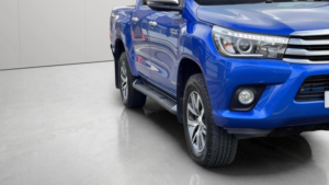 2018 Toyota Hilux 2.4 D-4d Invincible 4WD Euro 6 (s/s) 4dr (tss, 3.5t) in Blue — image 4