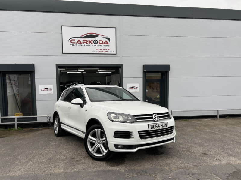 2014 Volkswagen Touareg 3.0 Tdi V6 Bluemotion Tech R-Line in White — image 1