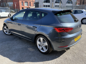 2020 SEAT Leon 1.5 Tsi Evo Fr in Grey — image 4