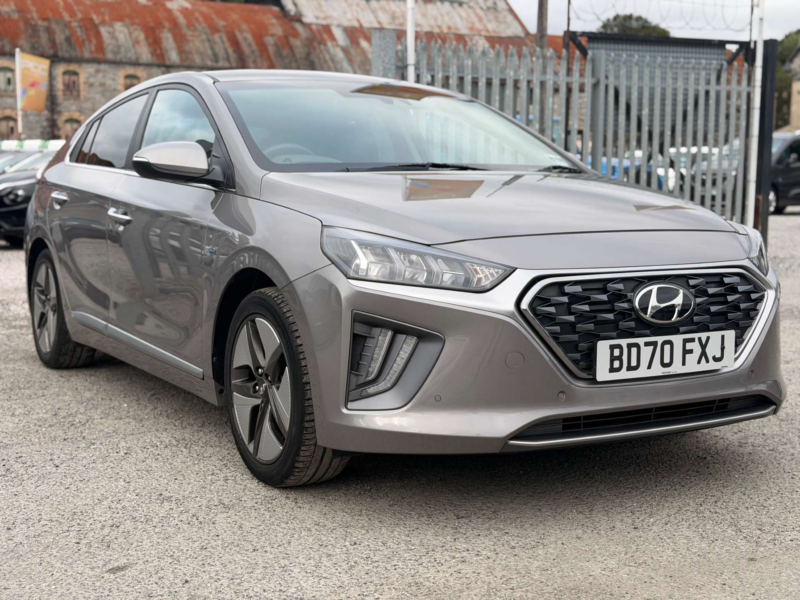 2020 Hyundai Ioniq 1.6 Ioniq Premium Se Fhev Semi-Auto 5dr in Grey — image 1