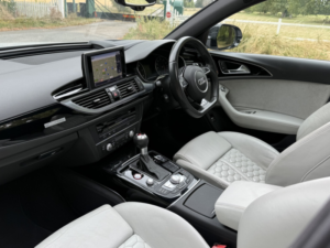 2015 Audi Rs6 Avant 4.0 Tfsi V8 in White — image 6