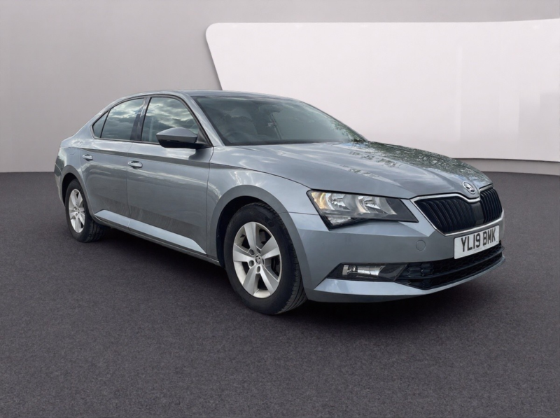 2019 Skoda Superb 2.0 Tdi S Hatchback Diesel Manual Euro 6 in Grey — image 1