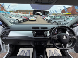 2018 Skoda Fabia 1.0 Tsi Redline Euro 6 (s/s) 5dr in White — image 2
