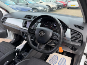 2018 Skoda Fabia 1.0 Tsi Redline Euro 6 (s/s) 5dr in White — image 3