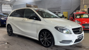 2013 Mercedes-Benz B Class 1.8 B180 Cdi Blueefficiency Sport Diesel White 5dr 1 Keeper+leather in White — image 4