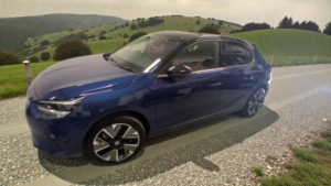 2022 Vauxhall Corsa Electric 50kwh Elite Nav Premium Auto 5dr (7.4kw Charger) in Blue — image 3