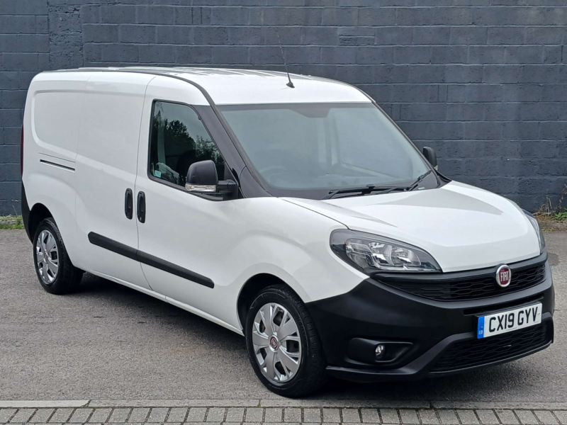 2019 Fiat Doblo Cargo 1.6 Doblo 16v Sx Maxi Multijet Ii in White — image 1