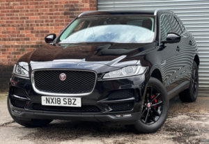 2018 Jaguar F-Pace 2.0 D165 Prestige Euro 6 (s/s) 5dr in Black — image 2