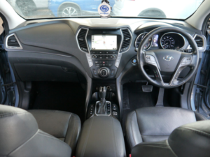 2018 Hyundai Santa Fe 2.2 Crdi Blue Drive Endurance Edition SUV 5dr Diesel Auto 4WD Euro 6 (s/s) (7 Seat) (200 Ps) in Blue — image 2