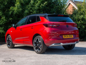 2024 Vauxhall Grandland 1.2 Turbo Ultimate Euro 6 (s/s) 5dr in Red — image 5