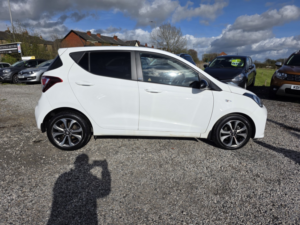 2019 Hyundai I10 1.0 I10 Play 1.0 My20 in White — image 5