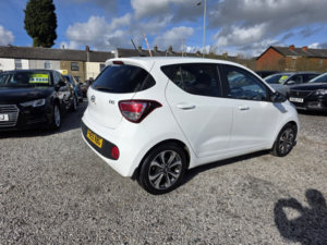 2019 Hyundai I10 1.0 I10 Play 1.0 My20 in White — image 6