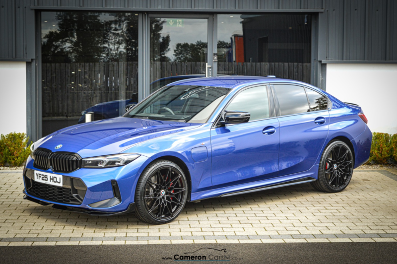 2025 BMW 3 Series 2.0 330e M Sport Saloon in Blue — image 1