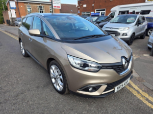 2019 Renault Grand Scenic