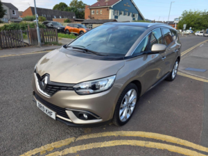 2019 Renault Grand Scenic 1.3 Tce Iconic Euro 6 (s/s) 5dr in Beige — image 3