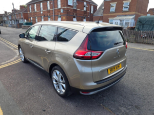 2019 Renault Grand Scenic 1.3 Tce Iconic Euro 6 (s/s) 5dr in Beige — image 4