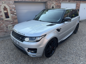 2017 Land Rover Range Rover Sport 3.0 Sd V6 Hse Dynamic in Silver — image 2