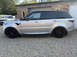 2017 Land Rover Range Rover Sport 3.0 Sd V6 Hse Dynamic in Silver — image 4
