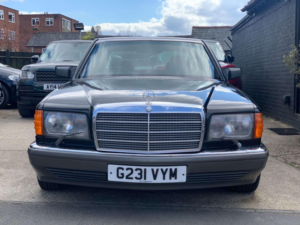 1990 Mercedes-Benz 560 5.5 Sel 4dr in Black — image 2