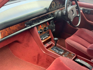 1990 Mercedes-Benz 560 5.5 Sel 4dr in Black — image 5