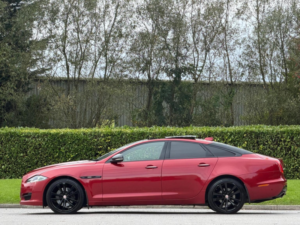 2015 Jaguar Xj 3.0d V6 R-Sport Auto Euro 6 (s/s) 4dr in Red — image 4