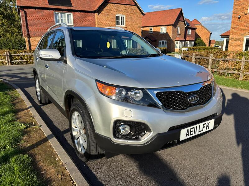2011 Kia Sorento 2.2 Crdi Kx-3 Auto AWD Euro 5 5dr (snav) in Silver — image 1