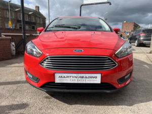 2017 Ford Focus 1.0 T Ecoboost Zetec Edition in Red — image 4