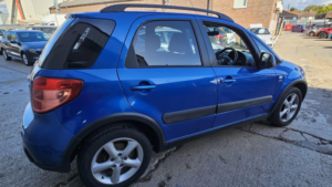 2009 Suzuki Sx4 1.6 Ddis Euro 4 5dr in Blue — image 3