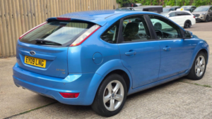 2009 Ford Focus 1.8 Zetec 5dr in Blue — image 6