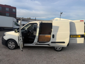 2022 Fiat Doblo 1.6 Multijetii Tecnico L1 H1 Euro 6 (s/s) 4dr in White — image 5