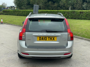 2010 Volvo V50 2.0d R-Design Euro 4 5dr in Silver — image 6